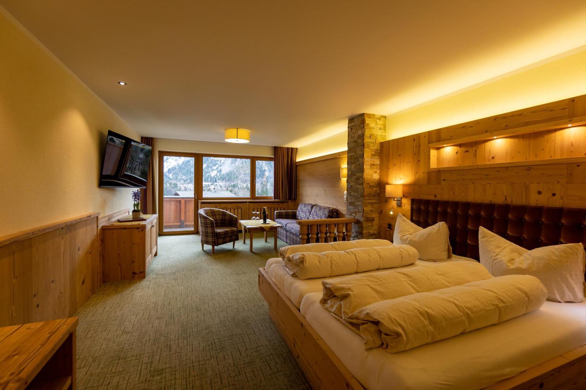Hotel Huber Hochland Maurach  Room photo