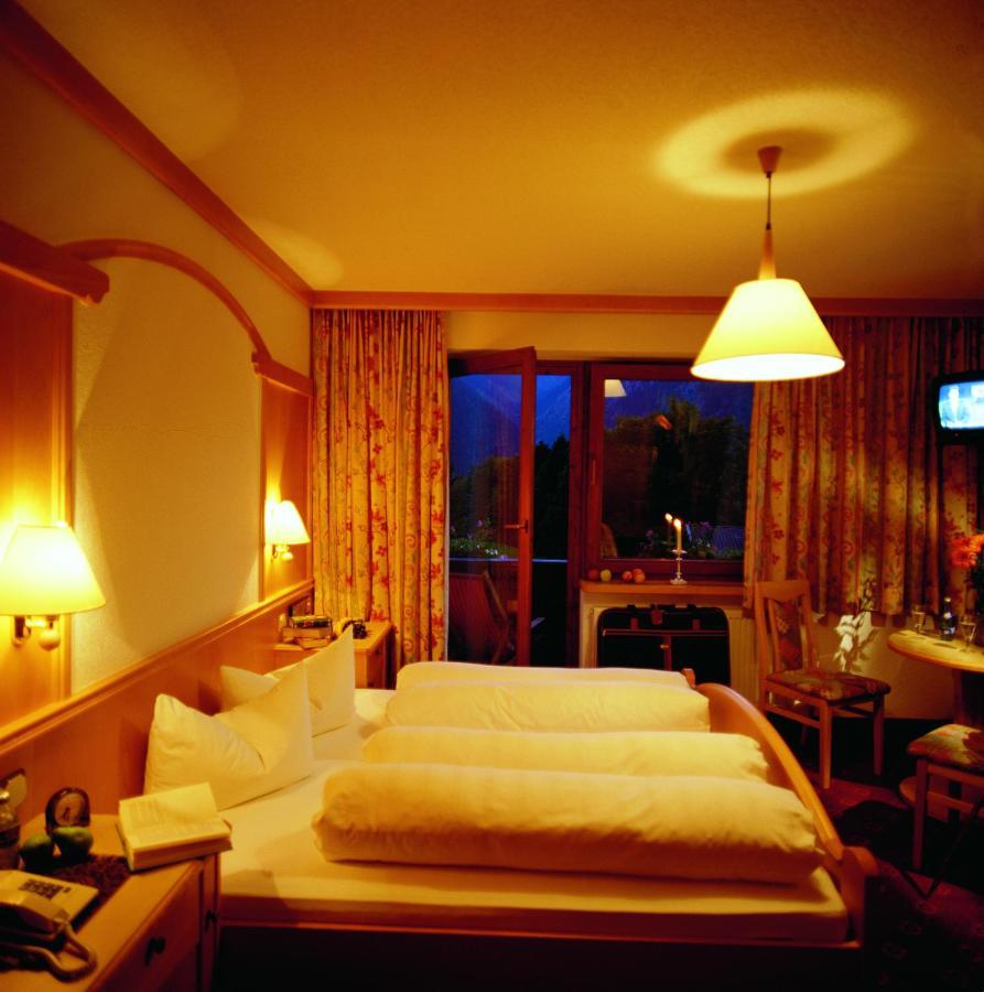 Hotel Huber Hochland Maurach  Exterior photo